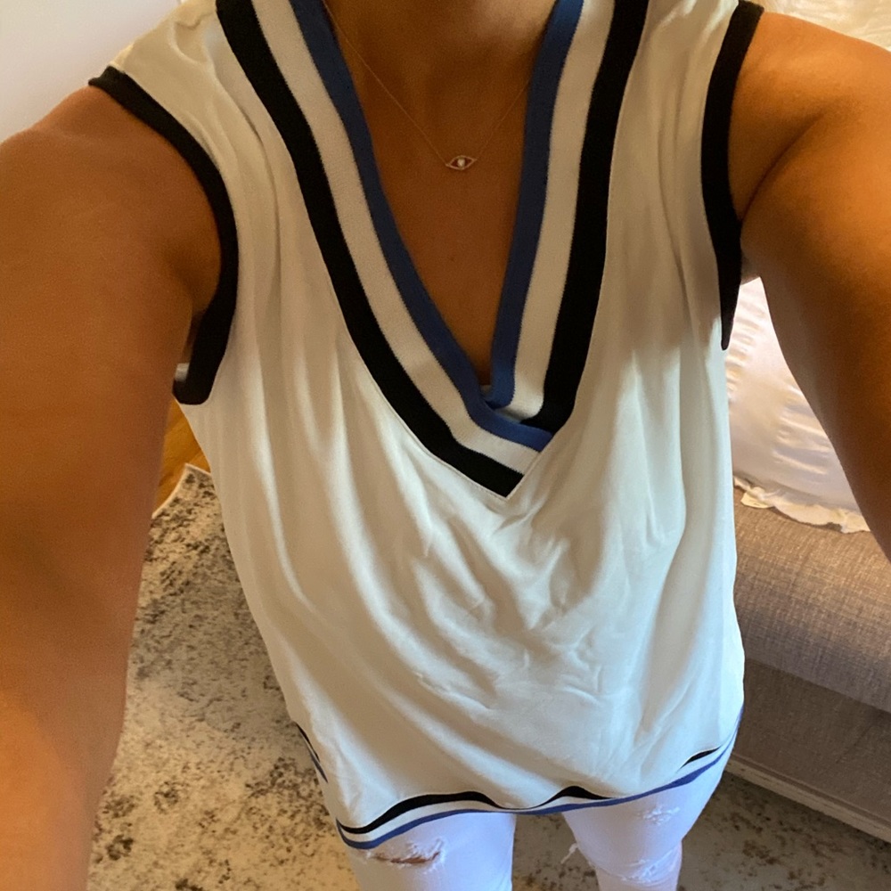 New💗Adorable ivory rib top - Picture 2 of 6